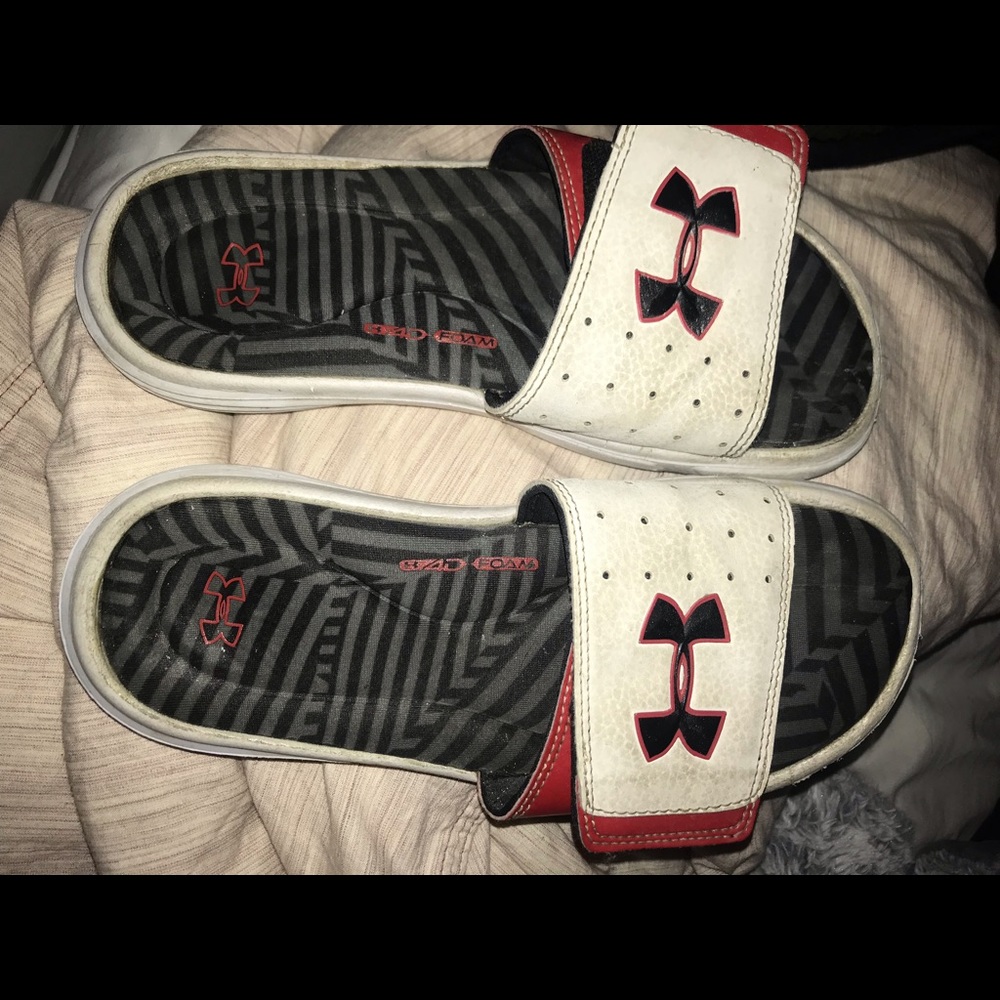 USED under armour slides